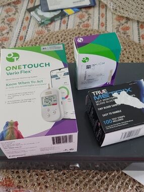 Selling For A Friend NWT One Touch Blood Monitor NEW PLUS SUPPLIES